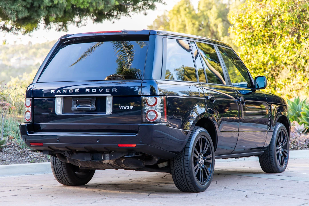 2012 Land Rover Range Rover L322 - Image 17 of 31