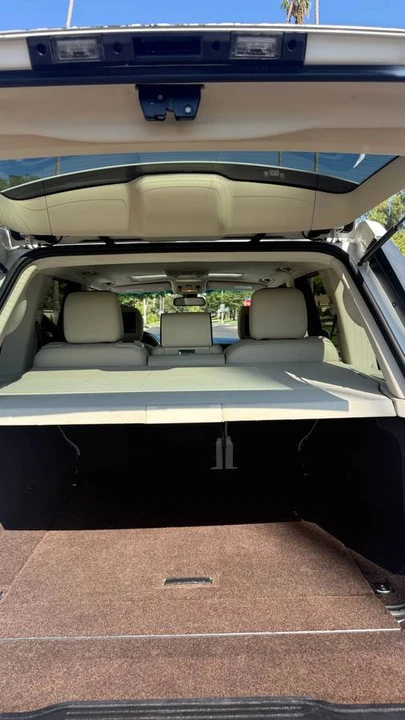 2012 Land Rover Range Rover L322 - Image 9 of 14