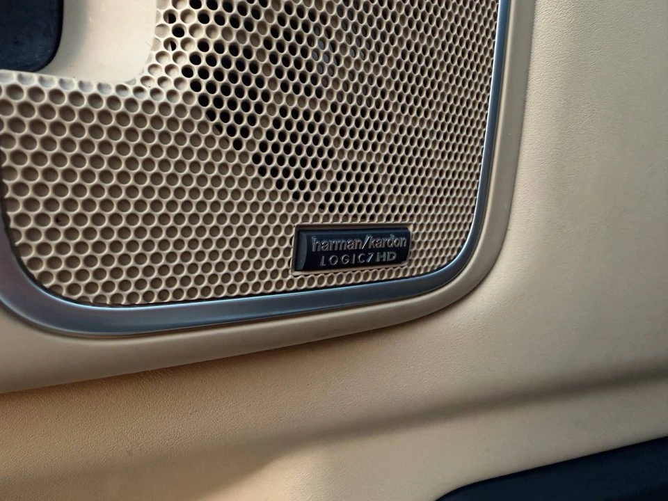 2012 Land Rover Range Rover L322 - Image 15 of 21
