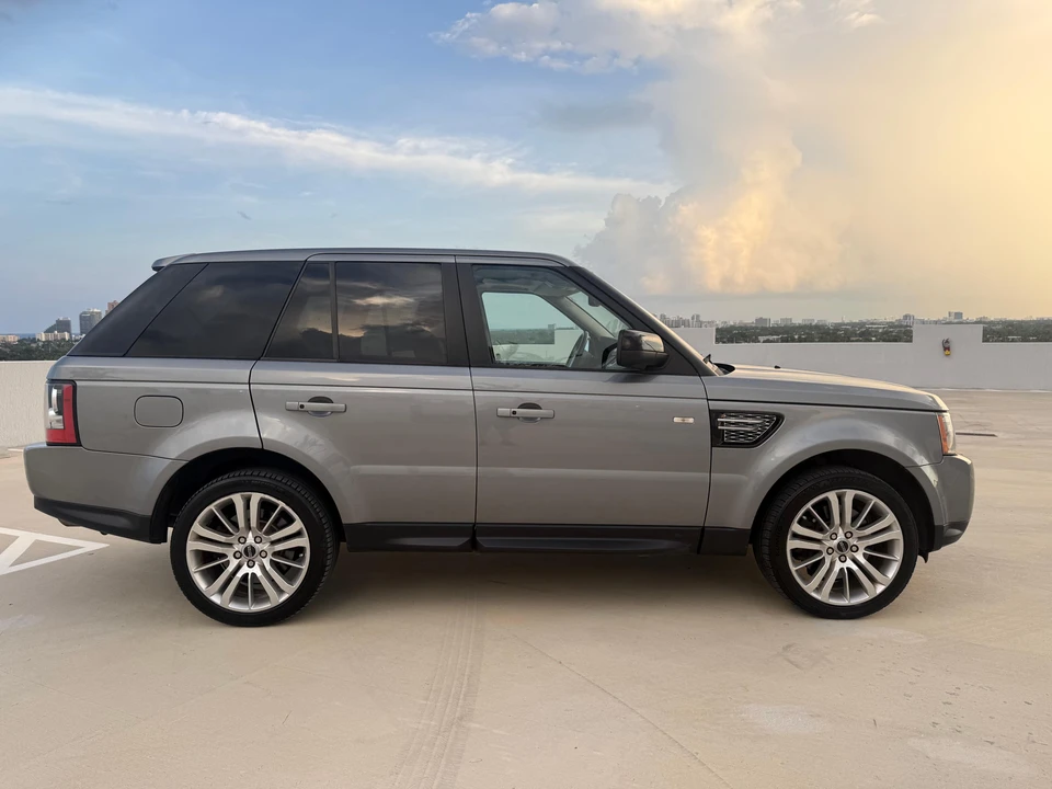 2012 Land Rover Range Rover Sport L320 - Image 13 of 31