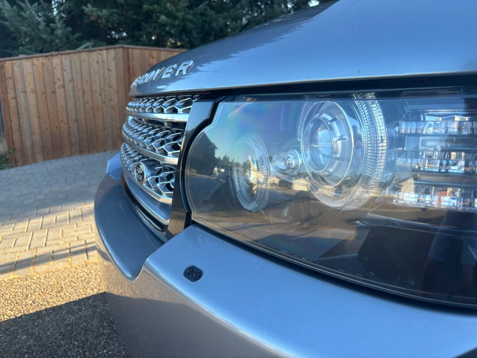 2012 Land Rover Range Rover L322 - Image 19 of 31