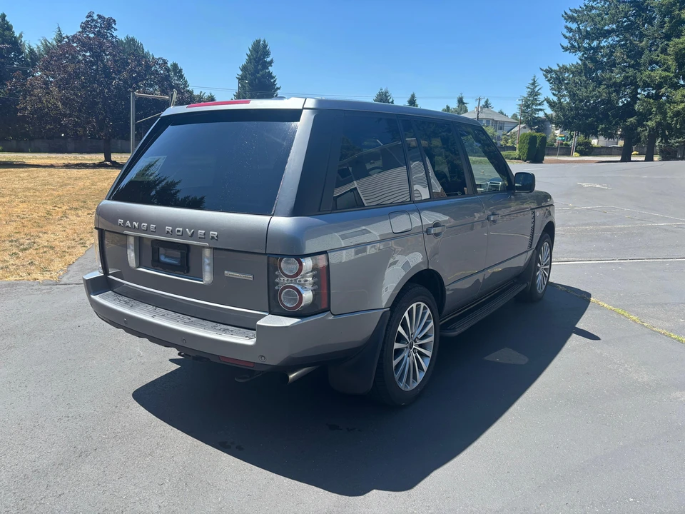 2012 Land Rover Range Rover L322 - Image 10 of 31