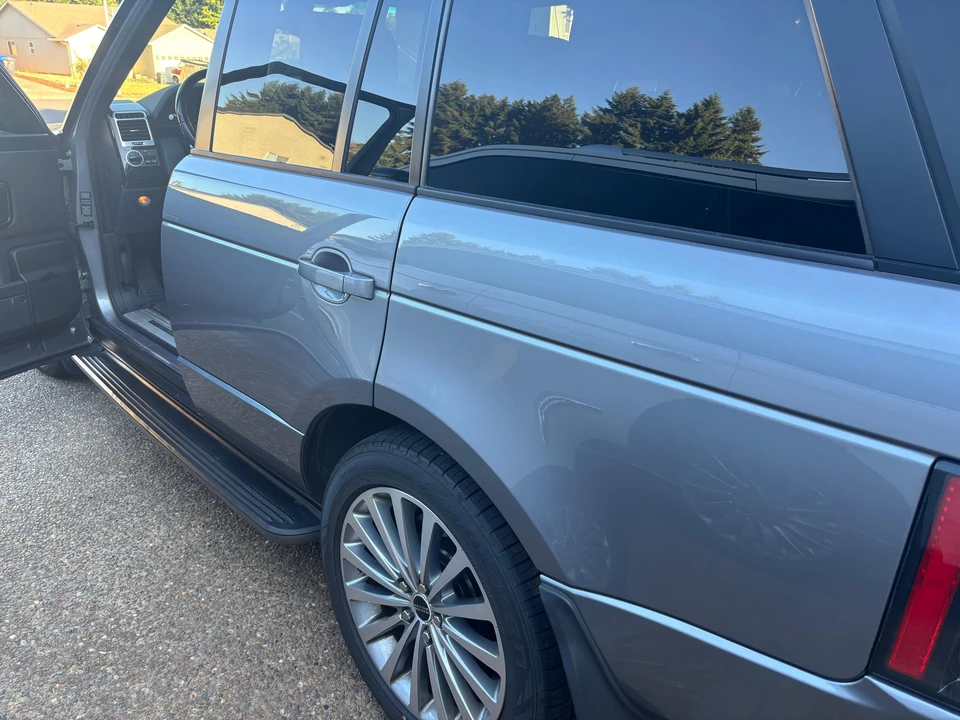 2012 Land Rover Range Rover L322 - Image 25 of 31