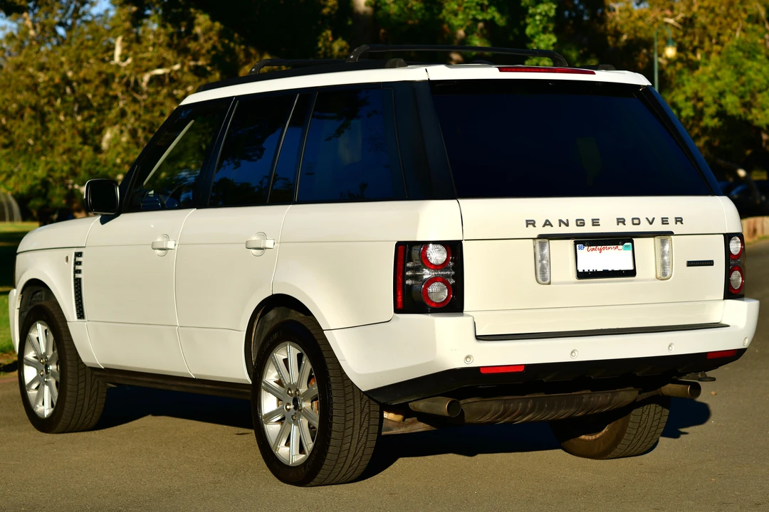 2012 Land Rover Range Rover L322 - Image 4 of 18