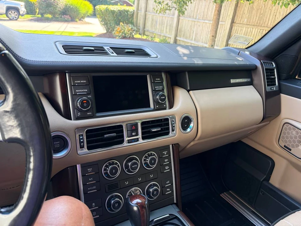 2012 Land Rover Range Rover L322 - Image 13 of 14