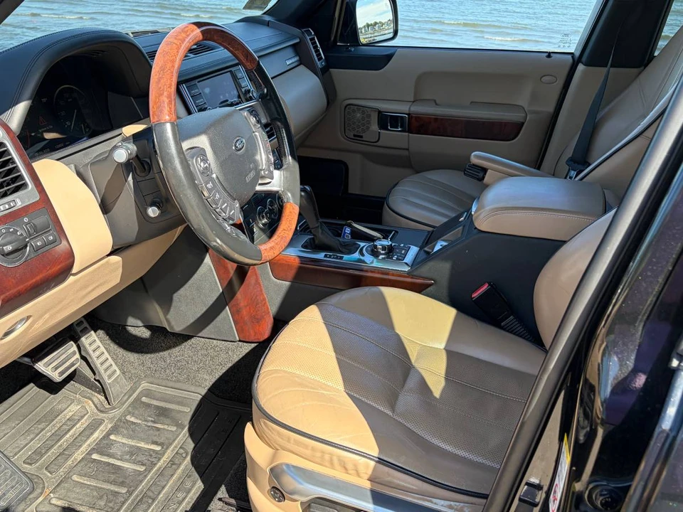 2012 Land Rover Range Rover L322 - Image 6 of 14
