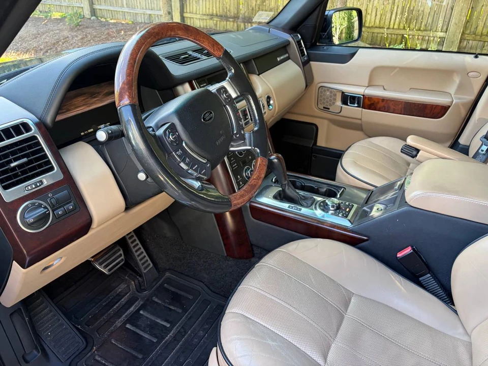 2012 Land Rover Range Rover L322 - Image 14 of 14