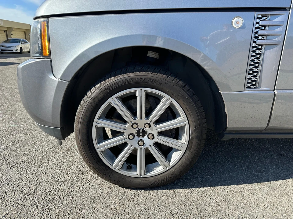 2012 Land Rover Range Rover L322 - Image 18 of 31