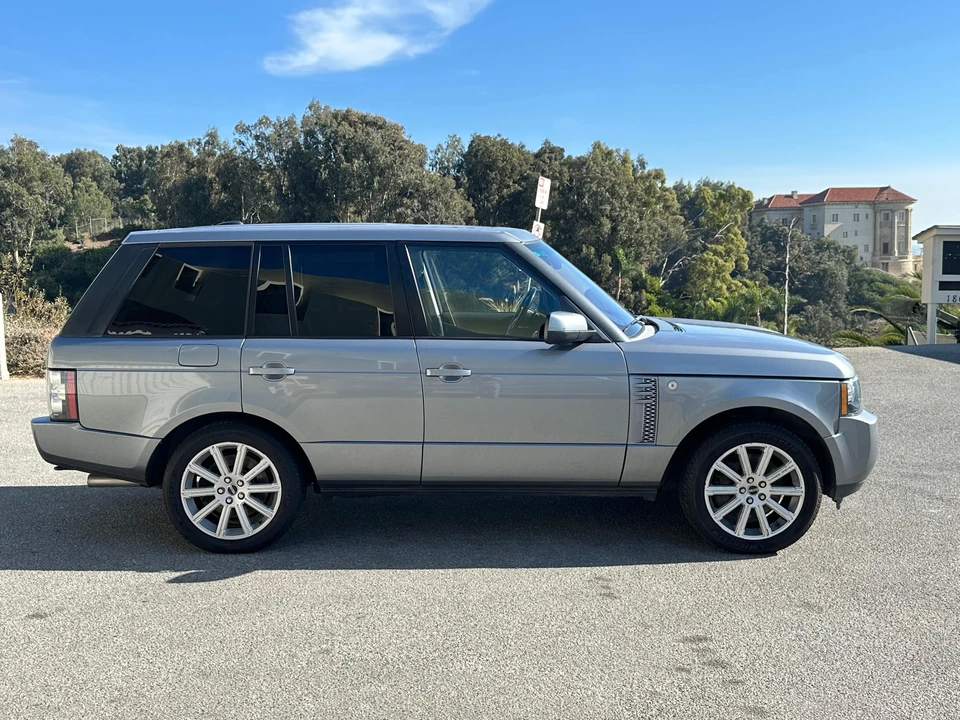2012 Land Rover Range Rover L322 - Image 10 of 31