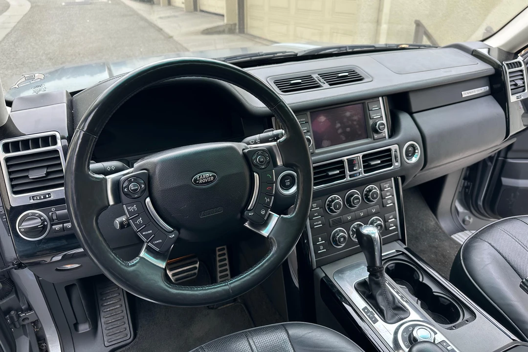 2012 Land Rover Range Rover L322 - Image 22 of 31