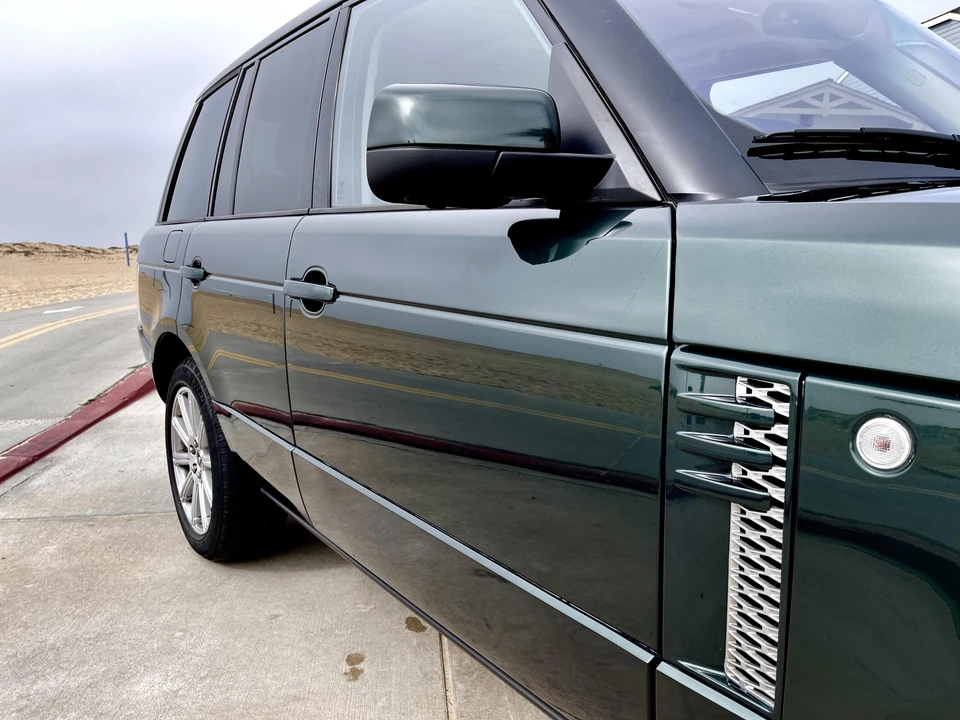 2012 Land Rover Range Rover L322 - Image 17 of 28