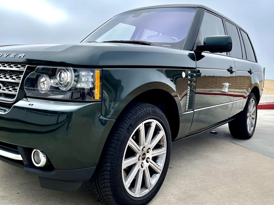 2012 Land Rover Range Rover L322 - Image 13 of 28