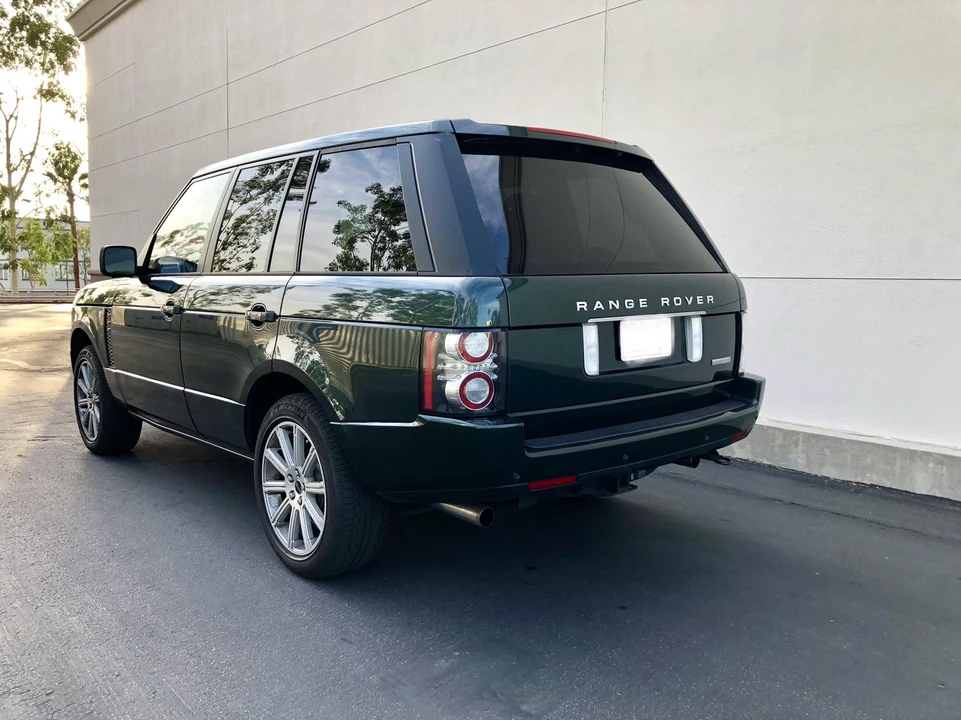 2012 Land Rover Range Rover L322 - Image 10 of 28