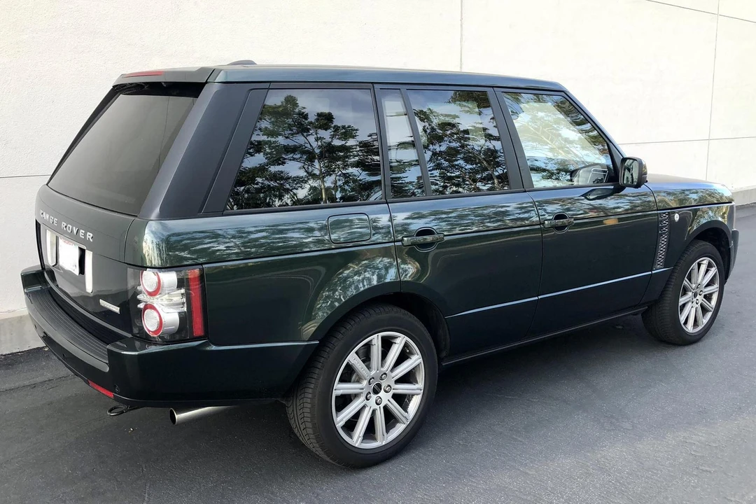 2012 Land Rover Range Rover L322 - Image 4 of 28