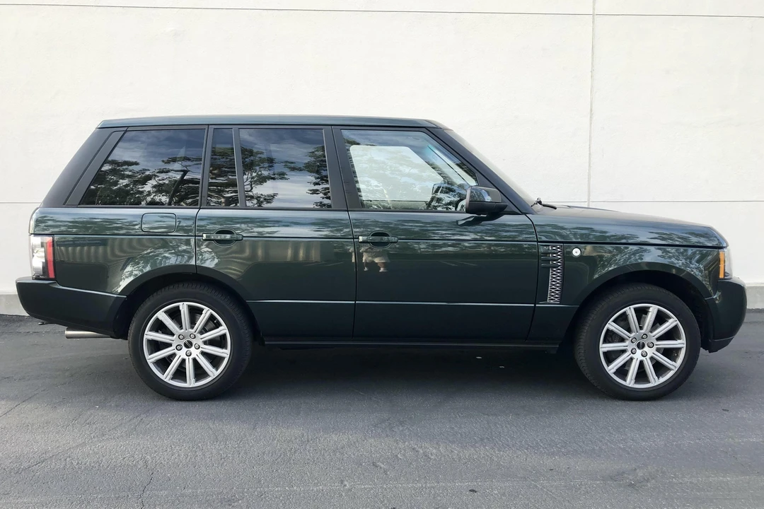 2012 Land Rover Range Rover L322 - Image 3 of 28