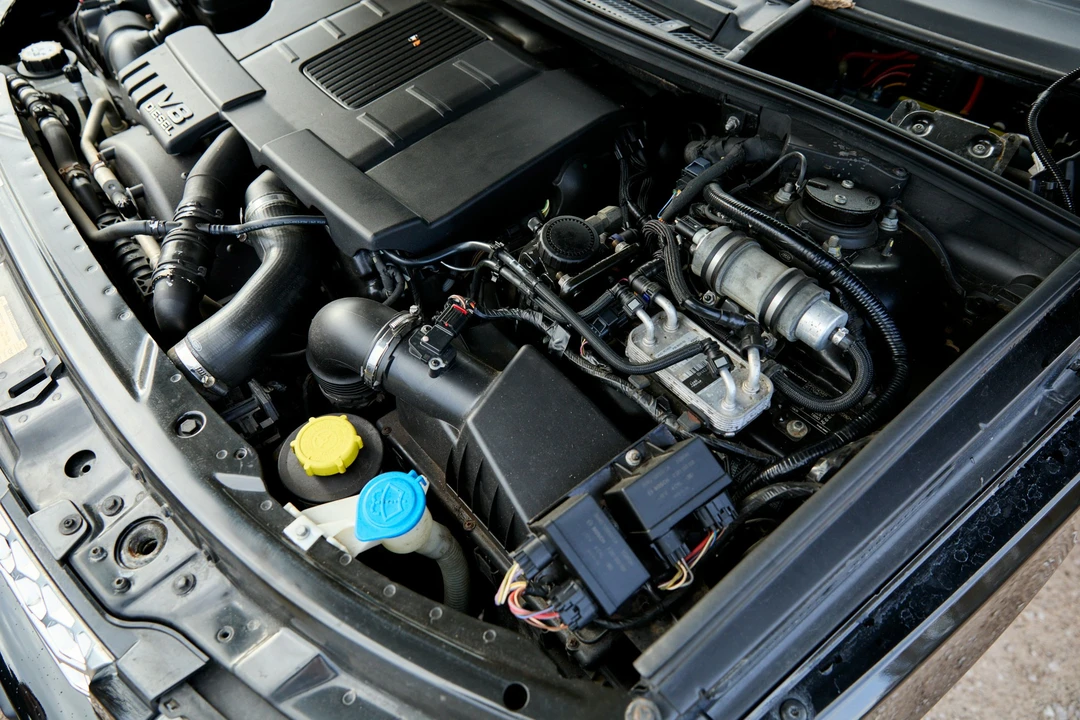 2012 Land Rover Range Rover L322 - Image 7 of 21