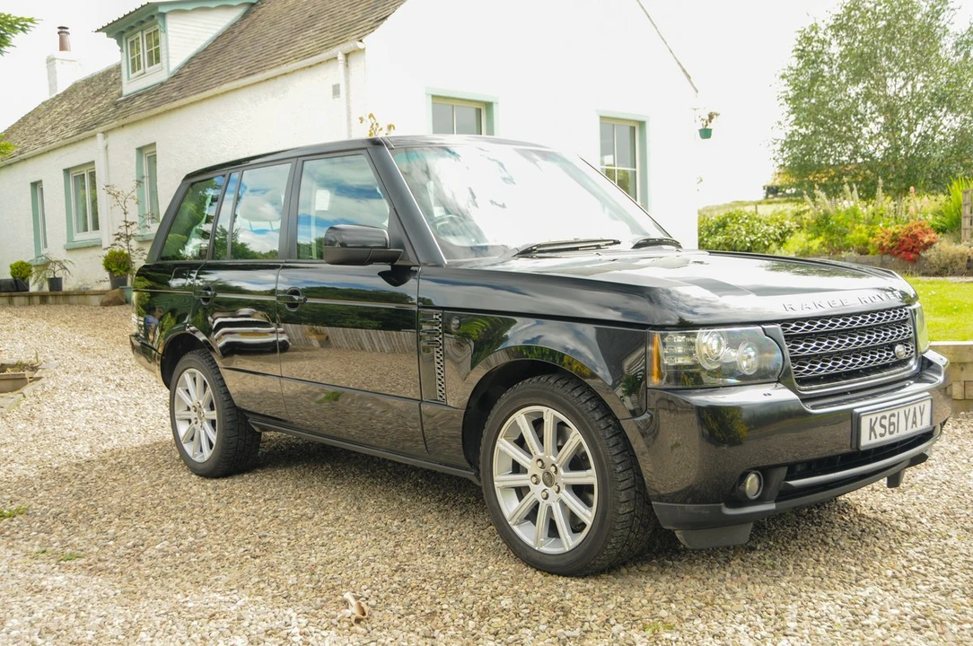 2012 Land Rover Range Rover L322 - Image 3 of 30