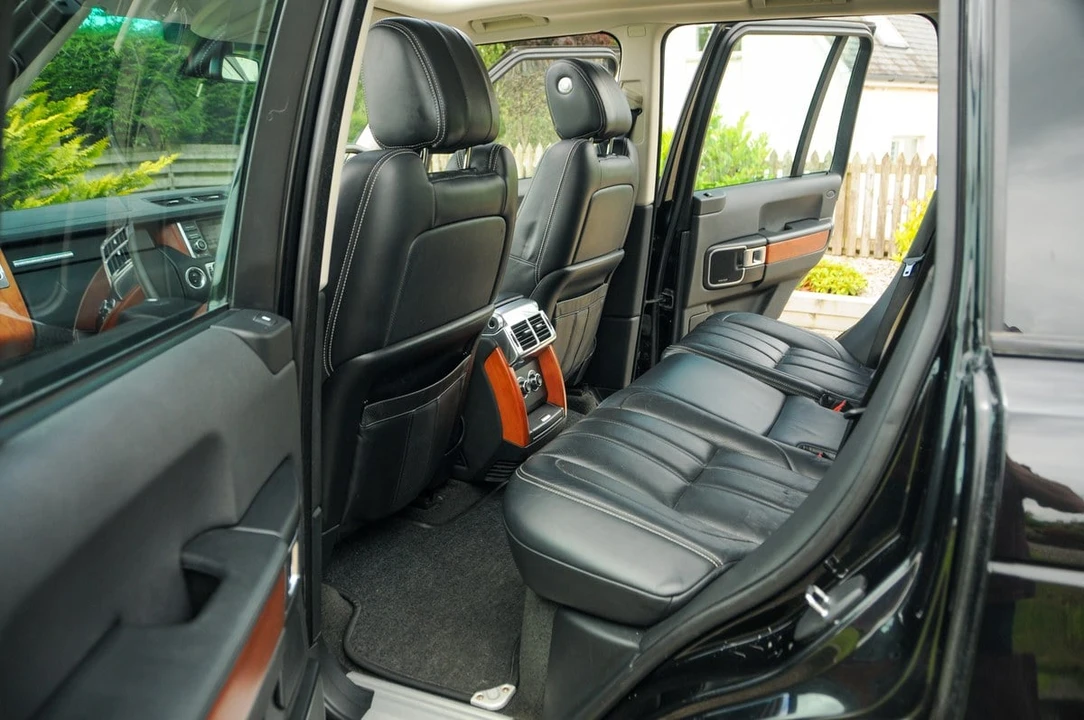 2012 Land Rover Range Rover L322 - Image 26 of 30