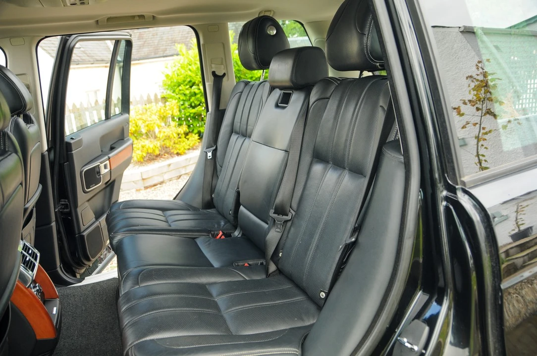 2012 Land Rover Range Rover L322 - Image 29 of 30