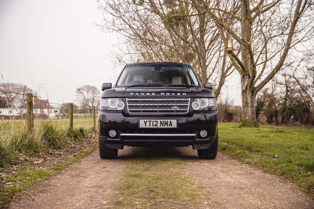 2012 Land Rover Range Rover L322 - Image 10 of 31