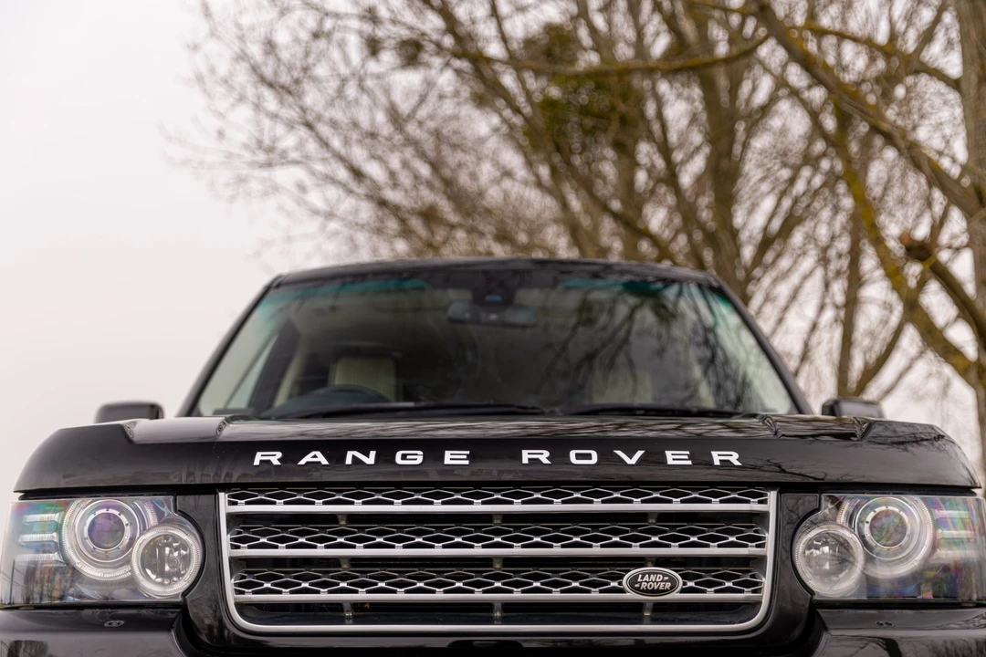 2012 Land Rover Range Rover L322 - Image 27 of 31