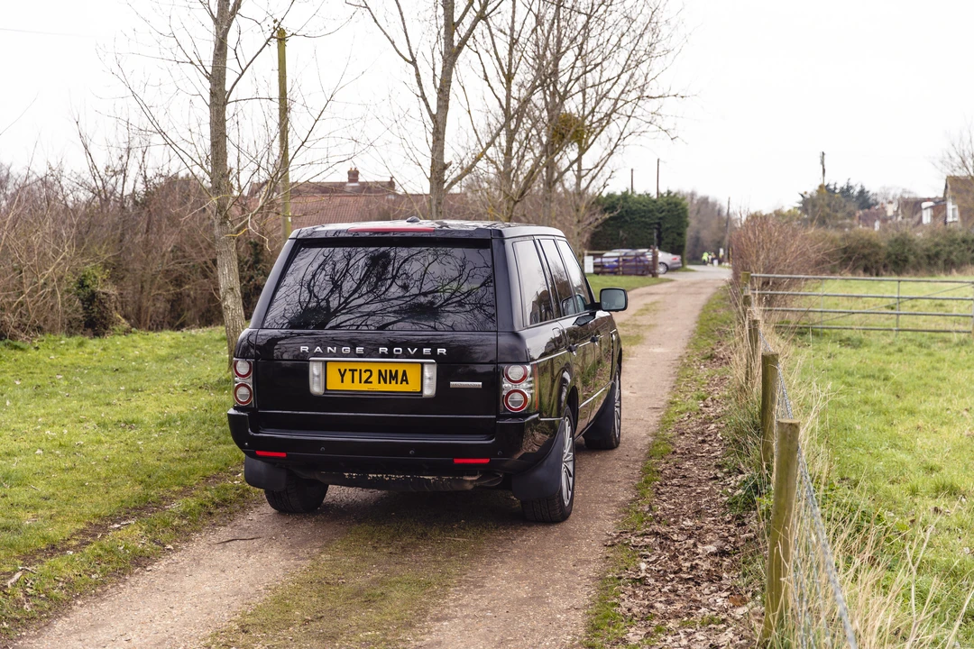 2012 Land Rover Range Rover L322 - Image 15 of 31