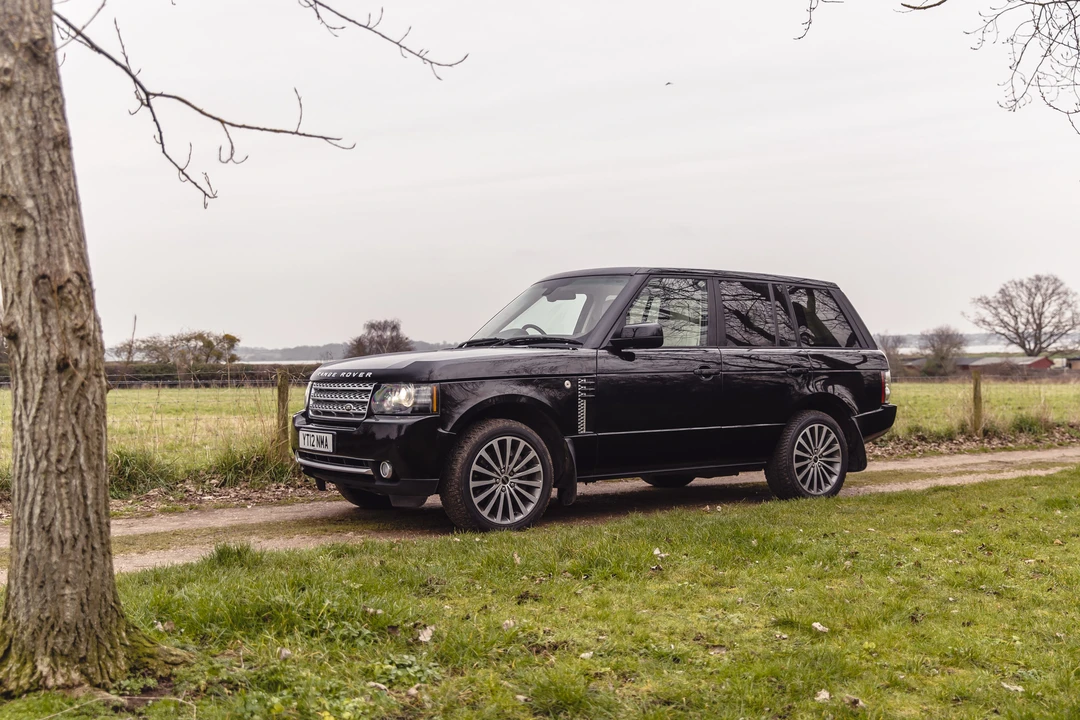 2012 Land Rover Range Rover L322 - Image 12 of 31
