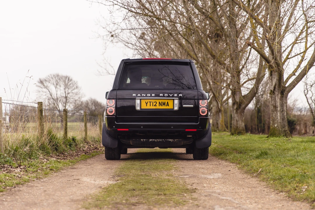2012 Land Rover Range Rover L322 - Image 14 of 31