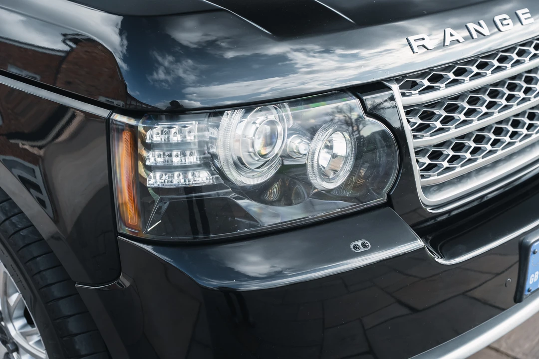 2012 Land Rover Range Rover L322 - Image 24 of 31