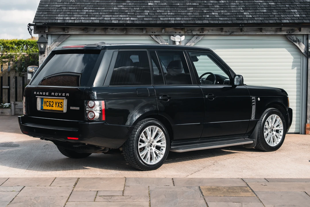 2012 Land Rover Range Rover L322 - Image 13 of 31
