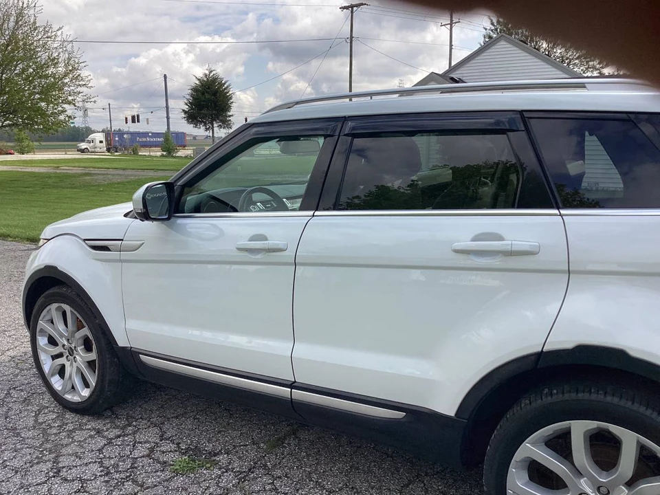 2012 Land Rover Range Rover Evoque 1st Gen - Image 13 of 23