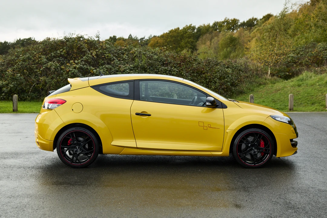 2012 Renault Megane RS II 3rd Gen - Image 4 of 31
