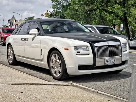 2012 Rolls-Royce Ghost Sedan