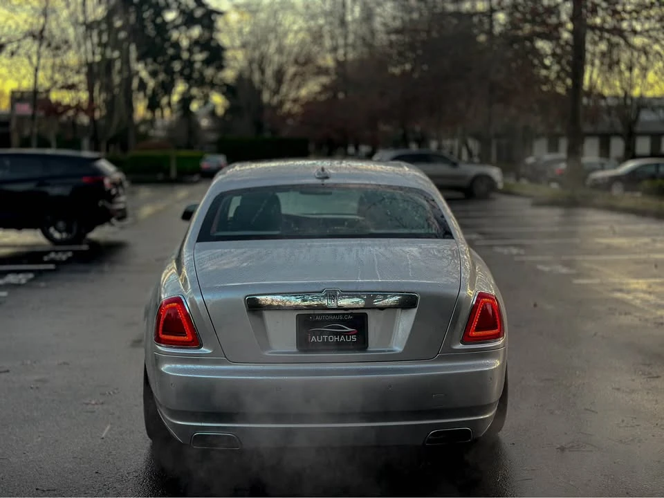 2012 Rolls-Royce Ghost 1st Gen - Image 10 of 20