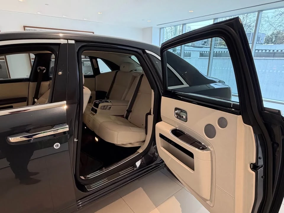 2012 Rolls-Royce Ghost 1st Gen - Image 11 of 20