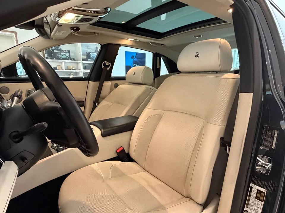 2012 Rolls-Royce Ghost 1st Gen - Image 10 of 20