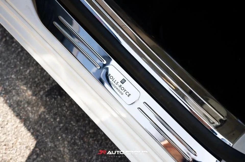 2012 Rolls-Royce Ghost 1st Gen - Image 11 of 21