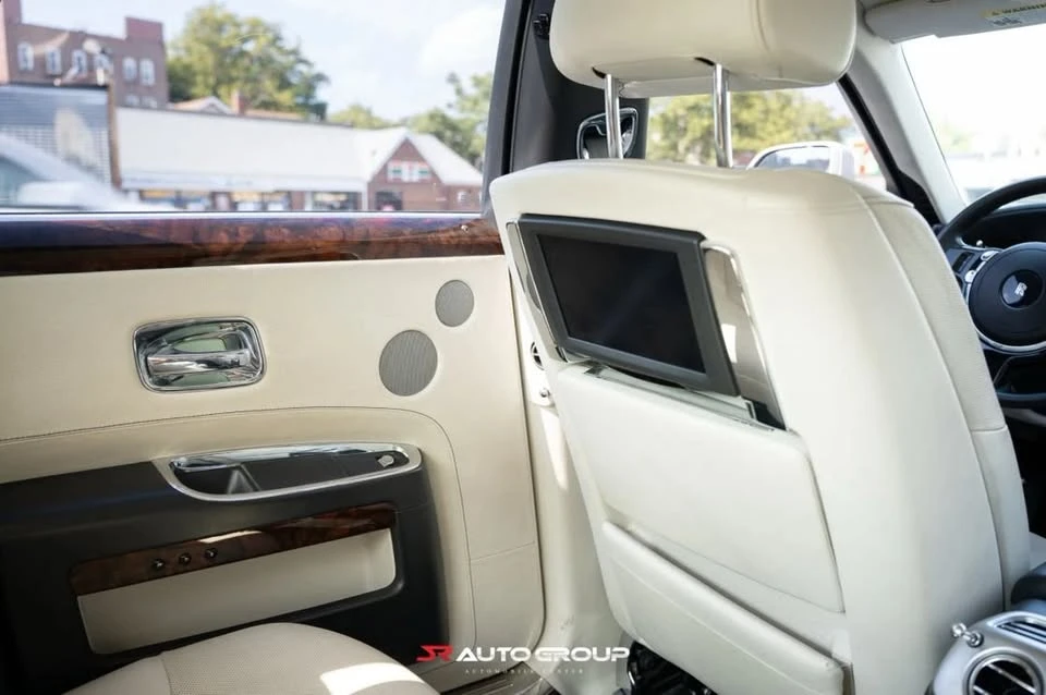 2012 Rolls-Royce Ghost 1st Gen - Image 17 of 21