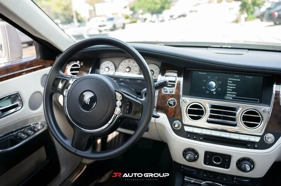 2012 Rolls-Royce Ghost 1st Gen - Image 13 of 21