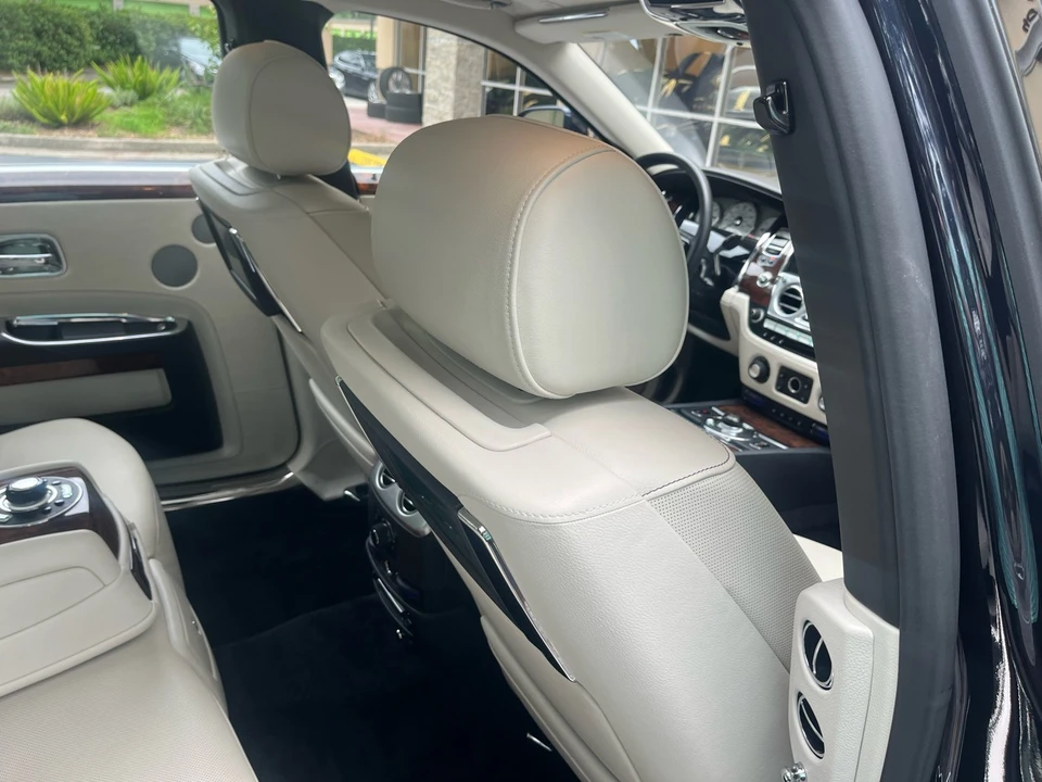 2012 Rolls-Royce Ghost 1st Gen - Image 31 of 31