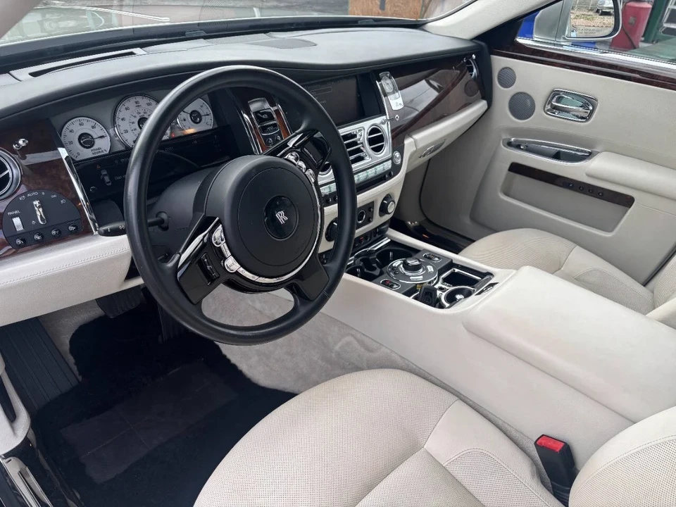 2012 Rolls-Royce Ghost 1st Gen - Image 10 of 21