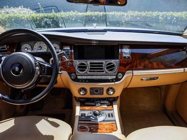 2012 Rolls-Royce Ghost 1st Gen - Image 30 of 31