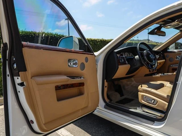 2012 Rolls-Royce Ghost 1st Gen - Image 27 of 31