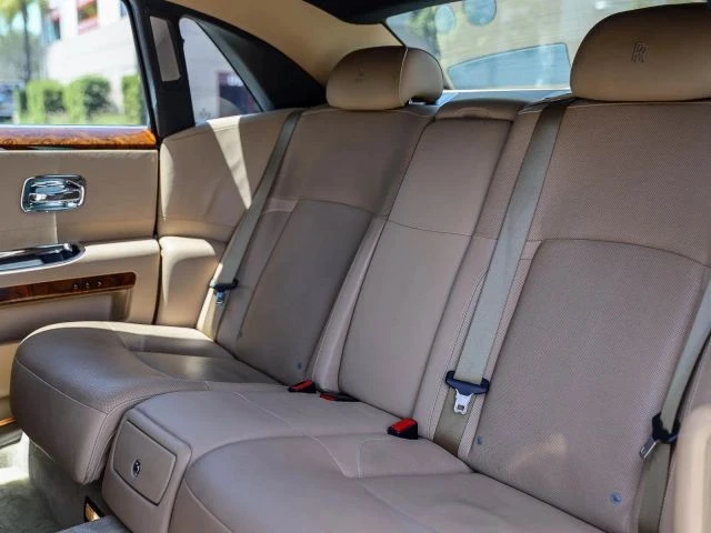 2012 Rolls-Royce Ghost 1st Gen - Image 28 of 31