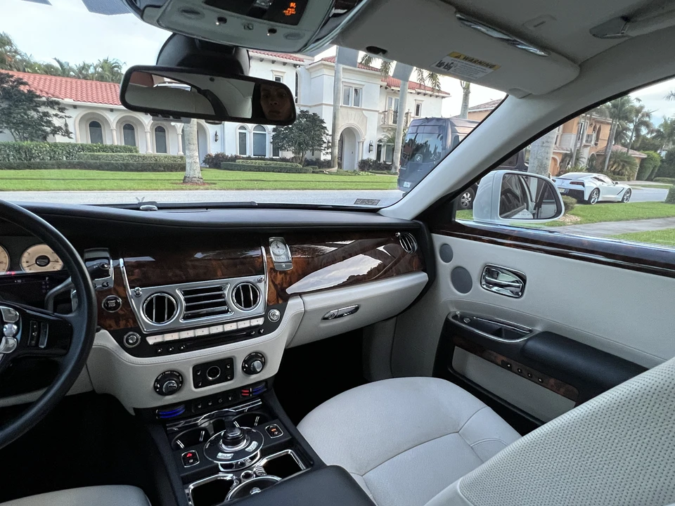 2012 Rolls-Royce Ghost 1st Gen - Image 30 of 31