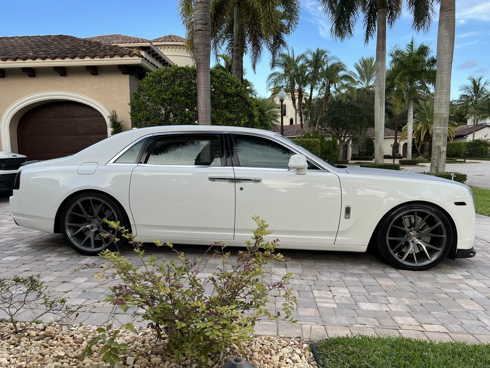 2012 Rolls-Royce Ghost 1st Gen - Image 8 of 31