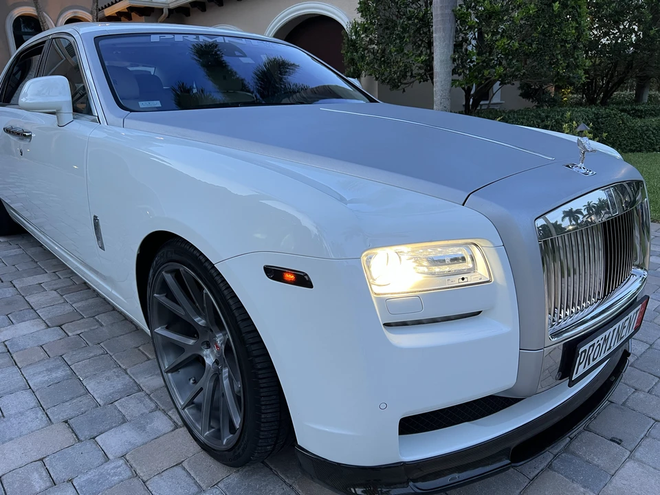 2012 Rolls-Royce Ghost 1st Gen - Image 15 of 31