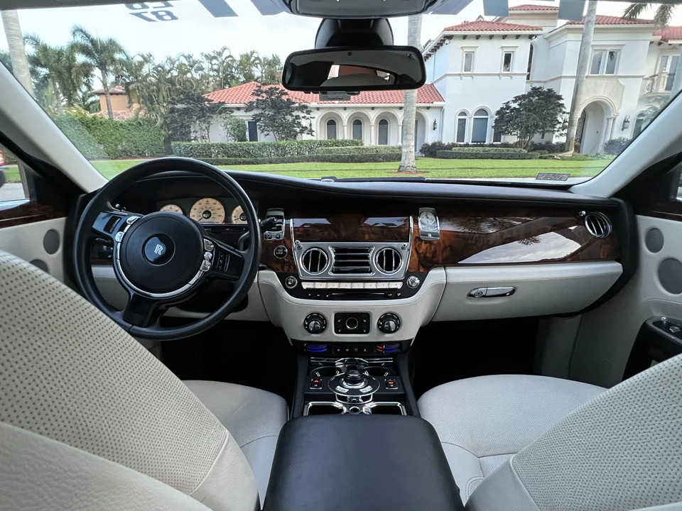 2012 Rolls-Royce Ghost 1st Gen - Image 31 of 31