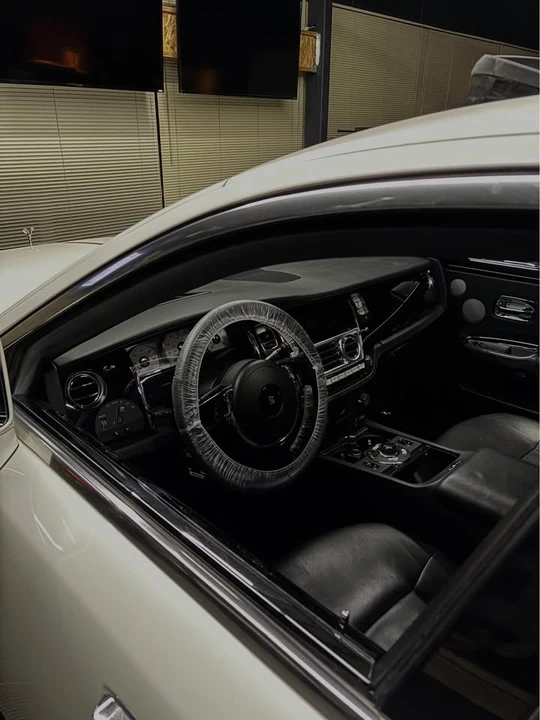 2012 Rolls-Royce Ghost 1st Gen - Image 7 of 14