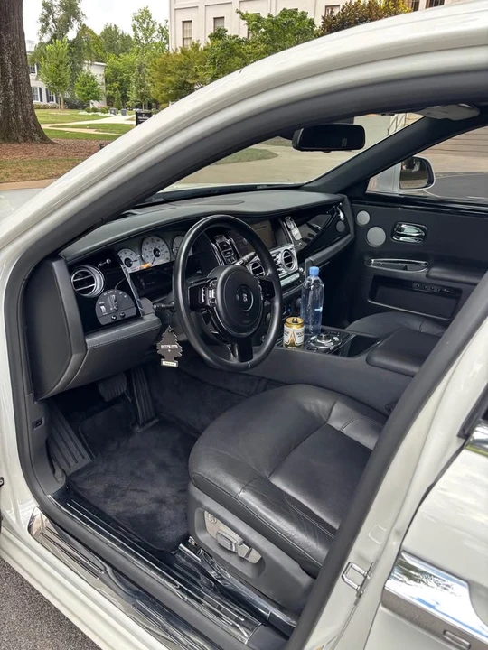2012 Rolls-Royce Ghost 1st Gen - Image 10 of 19